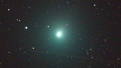 A Comet Approaches Earth And Could Shine In The May Sky As Much As The