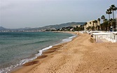 File:Beach - Cannes 2014 (3).JPG - Wikimedia Commons