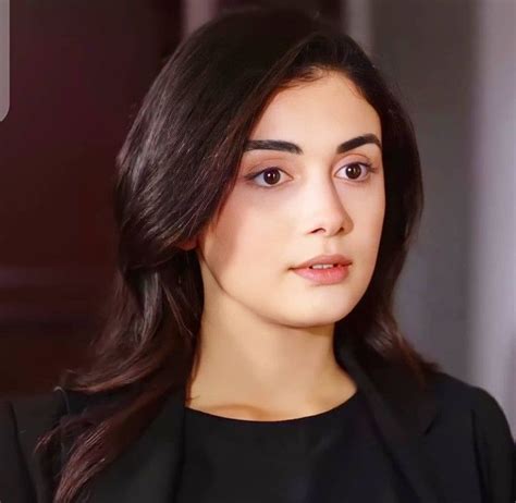 Turkish Actress Ozge Yagiz 💛💛 Turkish Beauty Beauty Full Girl Beauty