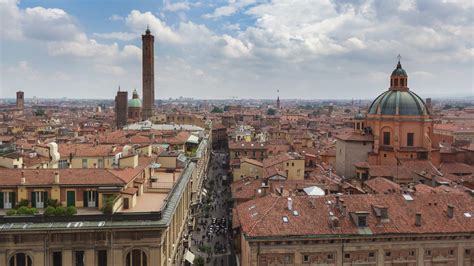 26 Best Things To Do In Bologna Italy Plus Day Trips The Planet D