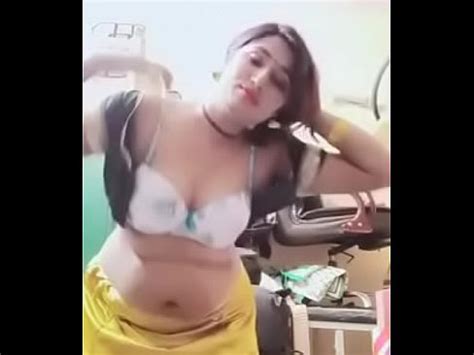 Swathi Naidu Sexy Saree Change Xvideos Com
