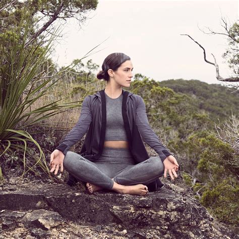 Youtuber And Yogi Adriene Mishler Shares How She F Yoga With Adriene Adriene Mishler Yoga