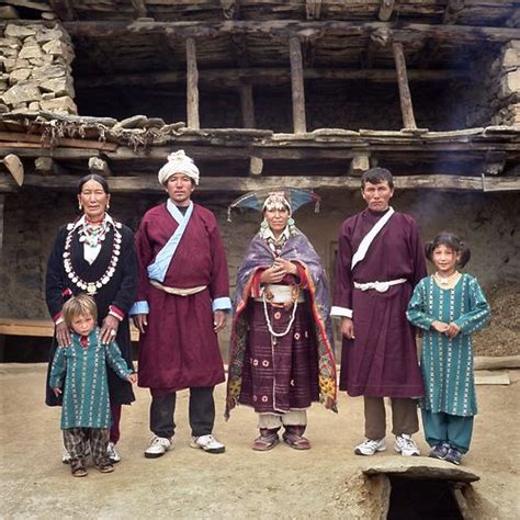 Polyandry In Nepal Terraproject Photographers Portfolio