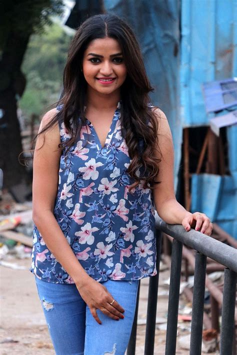 Nandini Serial Actress Nithya Ram Rare Photos