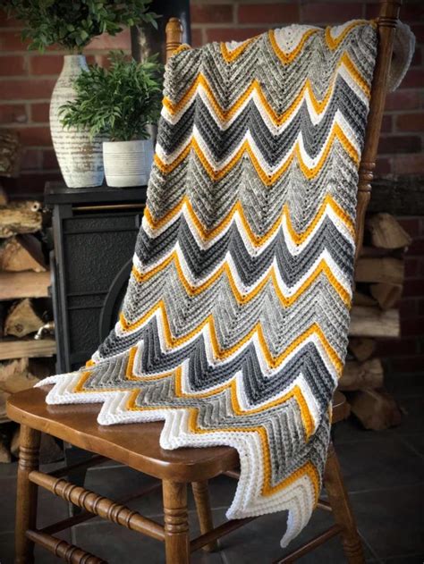Daisy Farm Crafts In 2021 Crochet Blanket Chevron Crochet Ripple