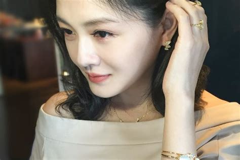 Profil Dan Biodata Lengkap Barbie Hsu Mantan Pemain Drama China Meteor
