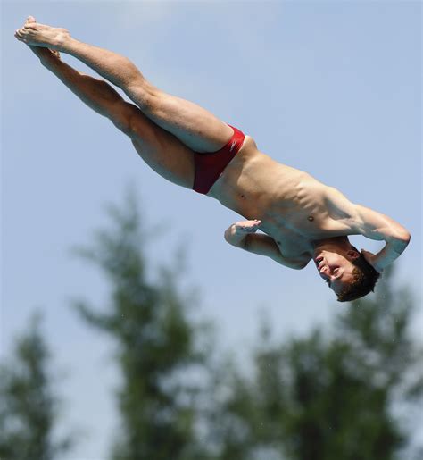 Yu, ranked 47th, gamely tried to keep up and stay close but made too many unforced errors to threaten an upset as chen. SINGAPORE-2010 YOUTH OLYMPIC GAMES-DIVING | SINGAPORE, 24 ...