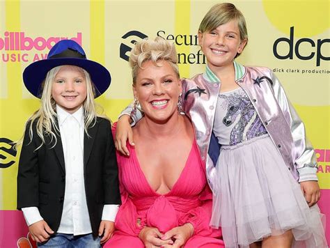 Pink And Her Daughter Willow Performed At The Bbmas