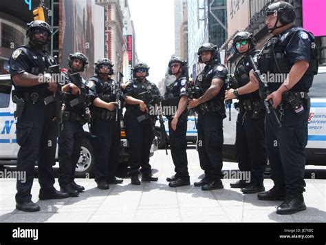 Nypd Counter Terrorism Unit Hi Res Stock Photography And Images Alamy