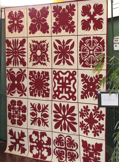 Anna's Blog: Hawaiian Quilt Show | Hawaiian quilt patterns, Hawaiian quilts, Hawaiian designs