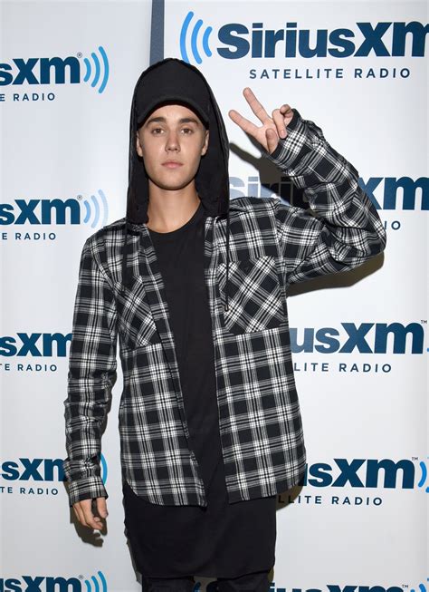 Justin Bieber Releases ‘what Do You Mean Song Tweets ‘im Back Listen