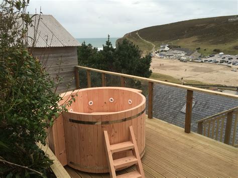 Traditional Wooden Hot Tub Delivered To Porthtowan Fitted With Hydro