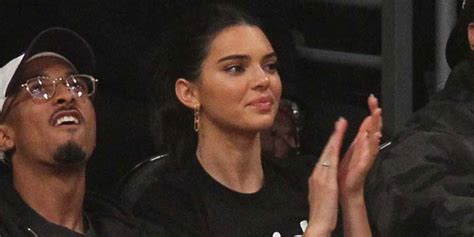 Kendall Jenner Watches La Lakers Game Is She Dating Again
