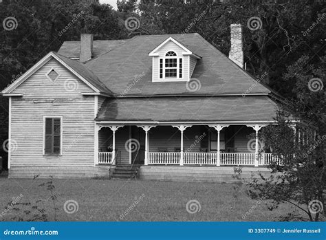 Old Country Home Stock Image Image Of Enchanting Country 3307749