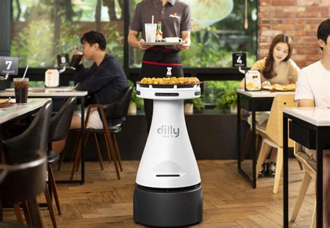 Pizza Hut Korea Introduces Pizza Serving Robot Be Korea Savvy