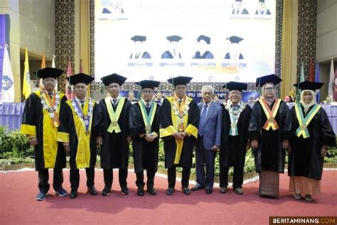 Rektor Prof Ganefri Phd Unp Targetkan Punya 100 Profesor Di 2023