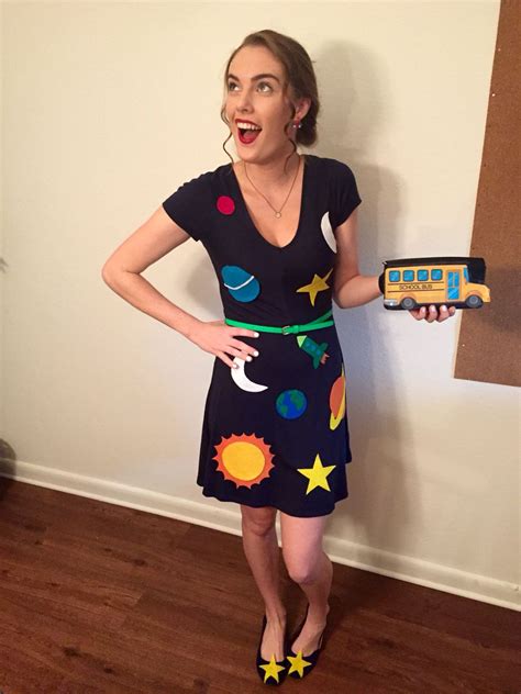 miss frizzle magic schoolbus diy halloween costume character dress up diy halloween