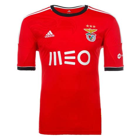 Estádio do sport lisboa e benfica aka estádio da luz. les nouveaux Maillot de foot SL Benfica Lisbonne Domicile ...