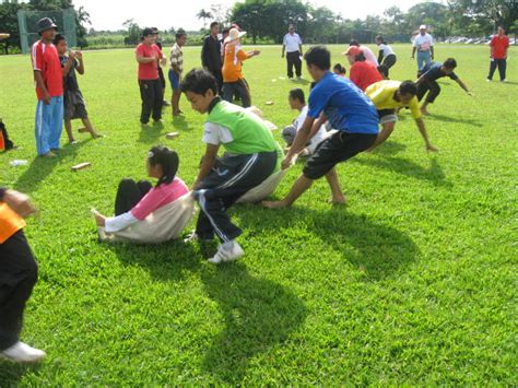 Sukaneka hari keluarga smk muadzam jaya 2019. Anak Jati Betong-SL53: BERITA SUKAN