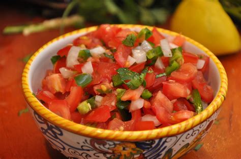 Serve with your favorite tortilla chips. Mexican Chain Restaurant Recipes: Pico de Gallo