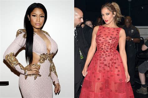 Nicki Minaj And Jennifer Lopez At The Amas Face Video Glamour Uk