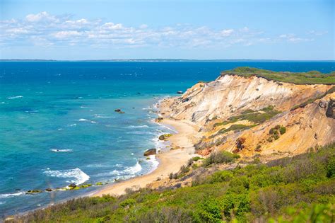 10 Best Things To Do On Marthas Vineyard See Harbour Towns Historic