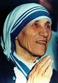 ESTO PASO: 1910: NACIÓ Agnes Gonxha Bojaxhiu, Madre Teresa de Calcuta