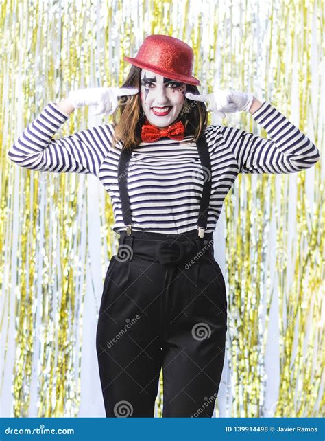 Woman Dressed As Mime Stock Photo Image Of Artist Portrait 139914498