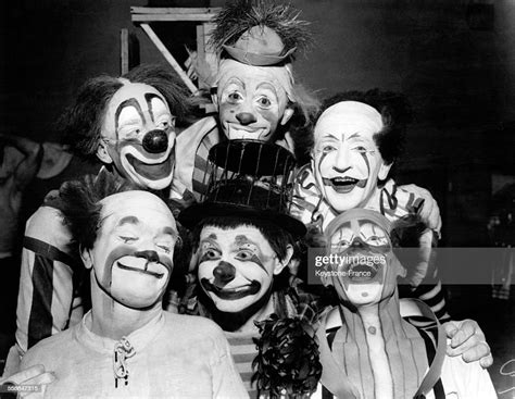 groupe de six clowns à new york etats unis news photo getty images