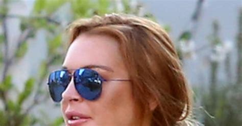 Lindsay Lohan Goes Braless And Flashes Side Boob In Monaco—see The