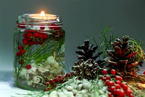 Glass Vases Decoration Ideas for Christmas  25 Beautiful Arrangements