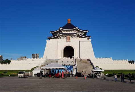 Everything You Should Visit At The Mighty Chiang Kai Shek Memorial Hall