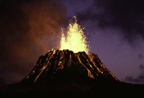 Kīlauea Erupting With Lava At Hawaii Volcanoes National Park Image