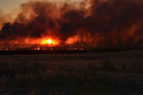 Natomas Ca Fire Burns 20 Acres In North Natomas The