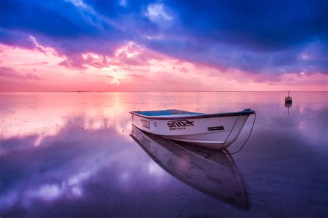 White Boat In Body Of Water · Free Stock Photo