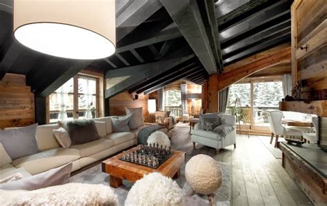 Warm Interior Design Idea From French Alps Architecture