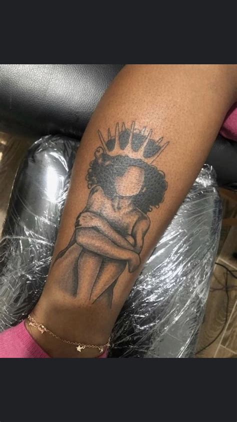 Pin By Keyonte Marie On Tattoo In 2020 Stylist Tattoos Black Girls