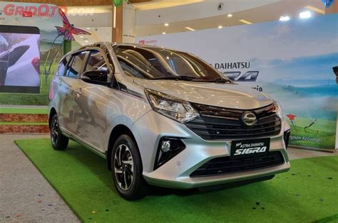Mobil Baru Daihatsu Sigra Facelift Meluncur Apa Saja Ubahannya