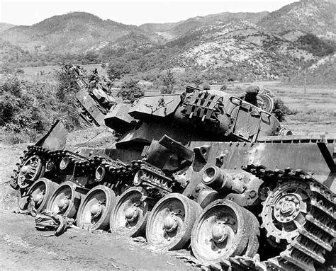 Centurion British Korea October War Damaged Tanks Tank Armor