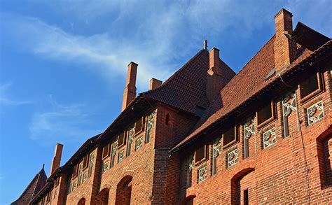 How To Visit Malbork Castle The Biggest Castle In The