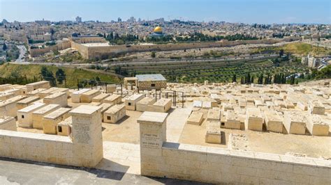 How To Have Someone Buried In Israel My Jewish Learning