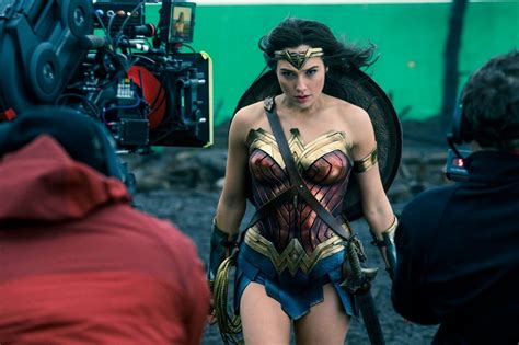Go Behind The Scenes Of Wonder Woman Wonder Woman Movie Gal Gadot