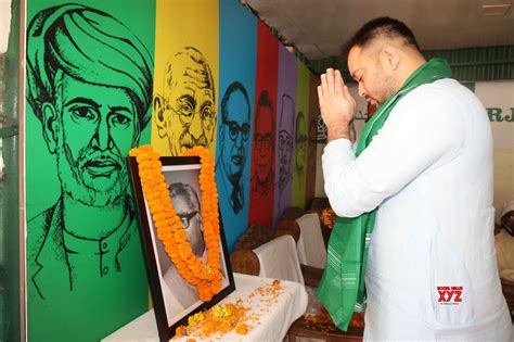 Patna Rjd Leader Tejashwi Prasad Yadav Pays Tribute To Veteran Leader