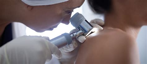 Özellikle ileri aşamalara kadar herhangi bir belirti göstermeksizin ilerleyen kanser türlerinde erken teşhis ancak doktor kontrolleriyle mümkün olmaktadır. Article: 'Penyeri' atau Tanda Kanser | Thomson Hospital