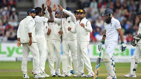 Marathi news » sports news » cricket news » इंग्लंड vs इंडिया धावफलक. Live Scorecard: India vs England 2014, 5th Test at The ...