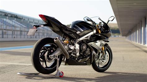 First Ride The New Triumph Daytona Moto2 765 Is A Precision Marvel And