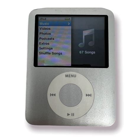 Used Ipod Nano 3rd Gen 8gb Silver Mp3 Player Excellent Includes Free