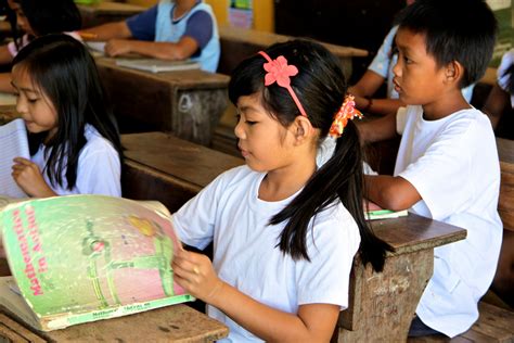 Filipino Children In School