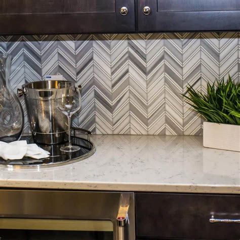 In addition to protecting the walls above a work area, it would. Top 15 Kitchen Backsplash Design Trends for 2020 - The ...