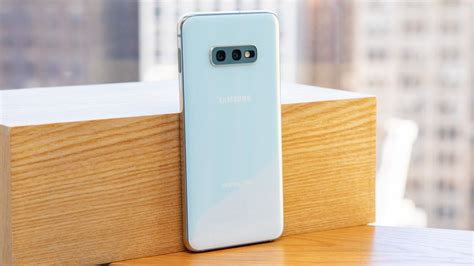 Samsung Galaxy S10e Review Techradar